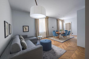 Palazzo Signoria luxury Apartments 11-Medusa Florence